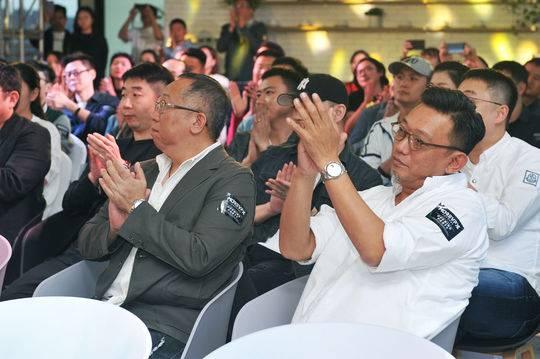 qq最新版本新功能,QQ最新版本新功能,深度探讨与观点阐述